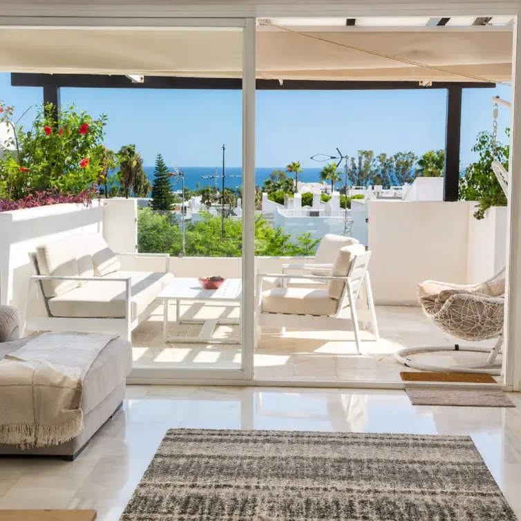 Sale of middle floor apartment in Bel Air