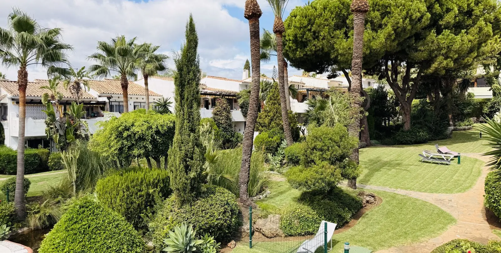 Sale of penthouse in Sierra Blanca 4