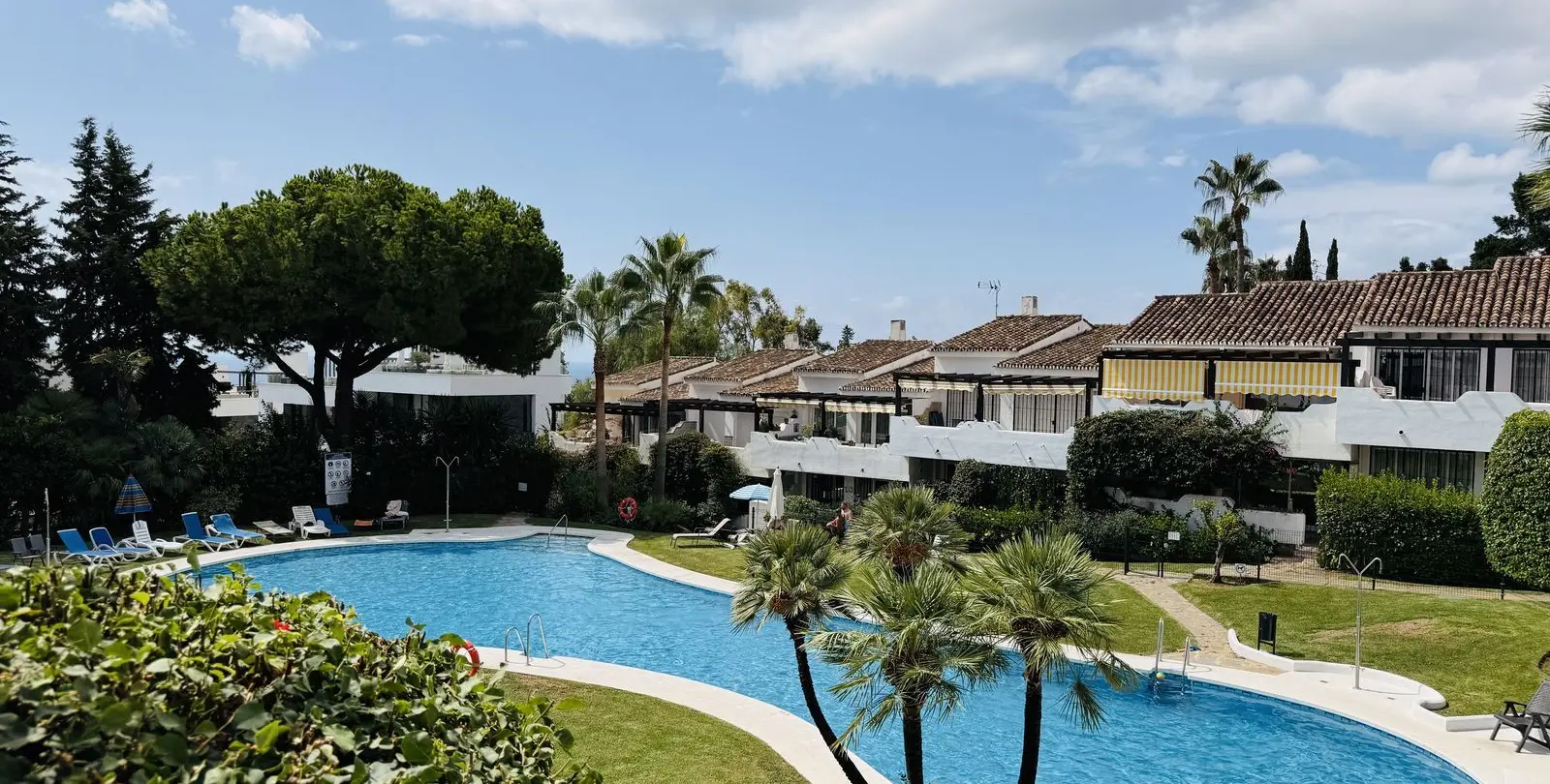 Sale of penthouse in Sierra Blanca 28