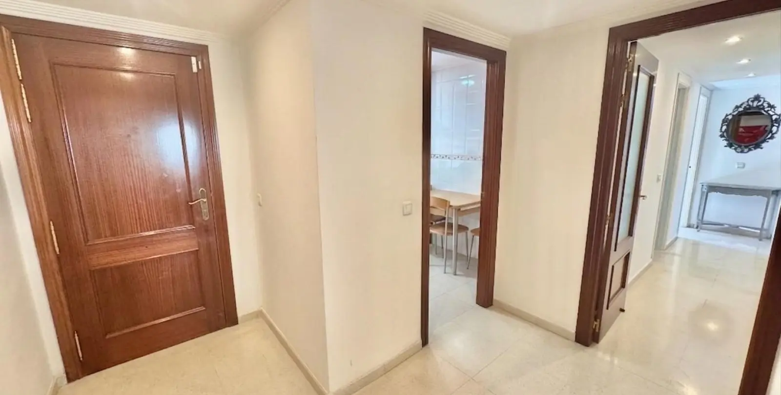 Sale of penthouse in Teatinos 7