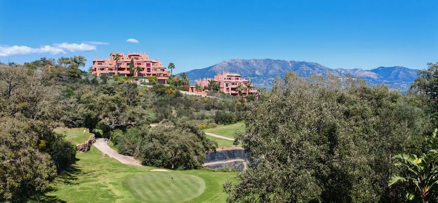 Sale of duplex in La Mairena 2