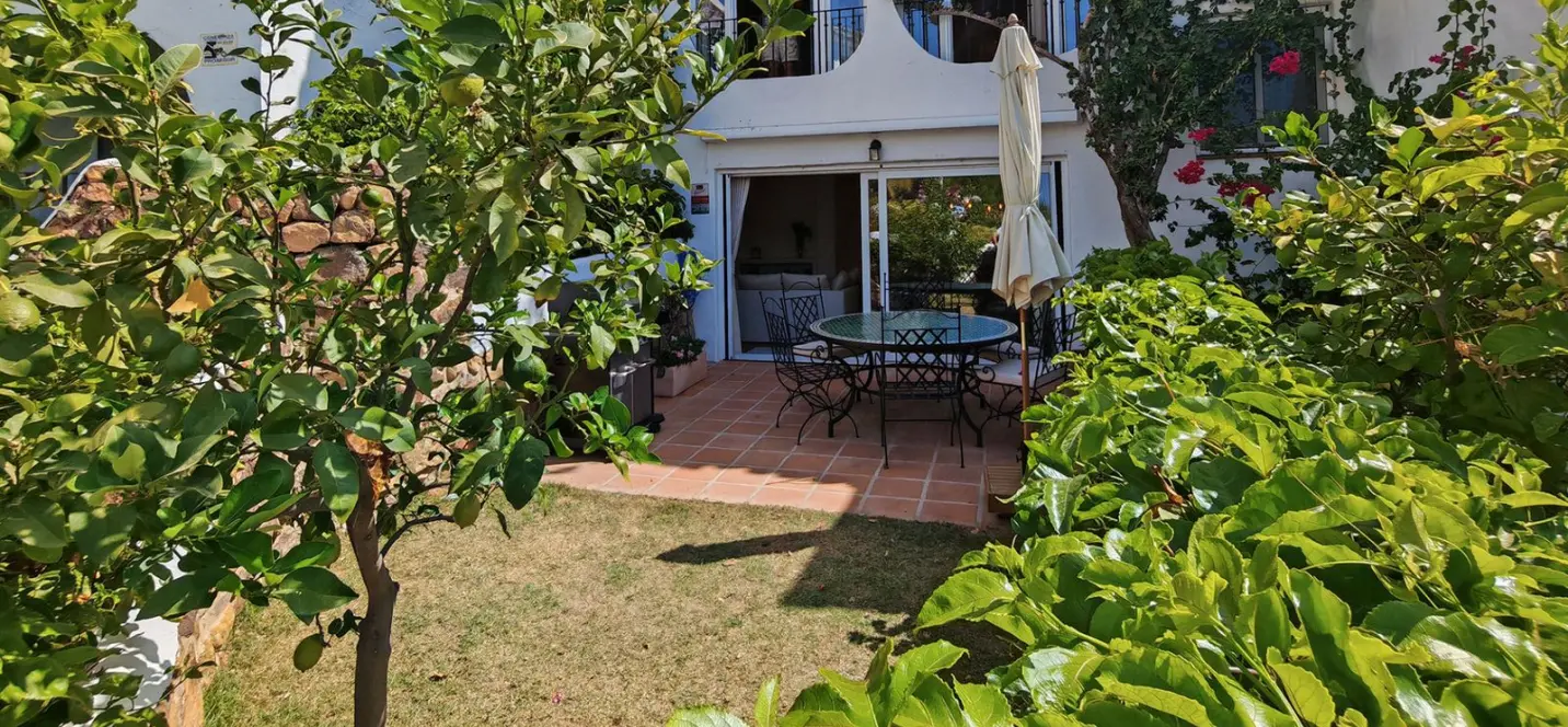 Sale of townhouse in Marbella 0