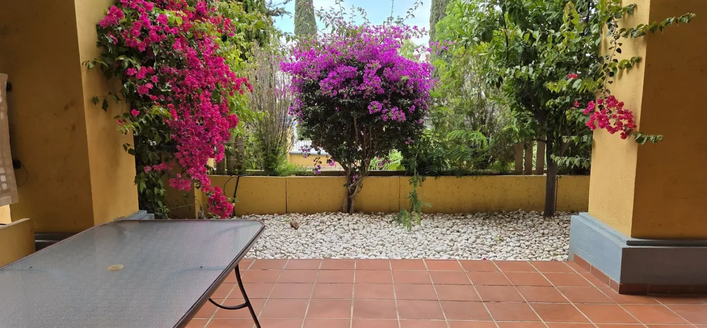 Sale of ground floor apartment in Bahía de Marbella 3