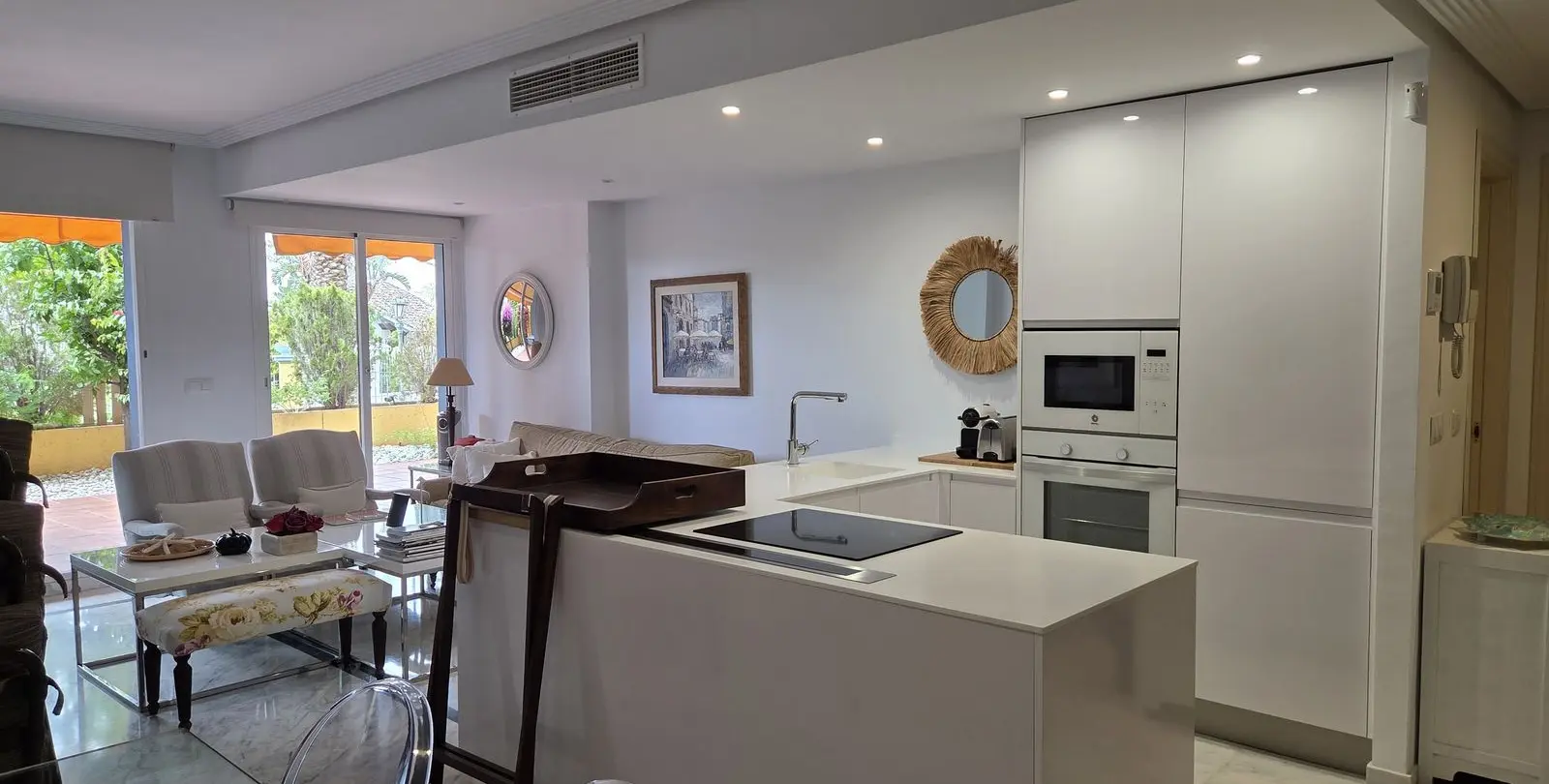 Продажа апартаментов на первом этаже в Bahía de Marbella 5