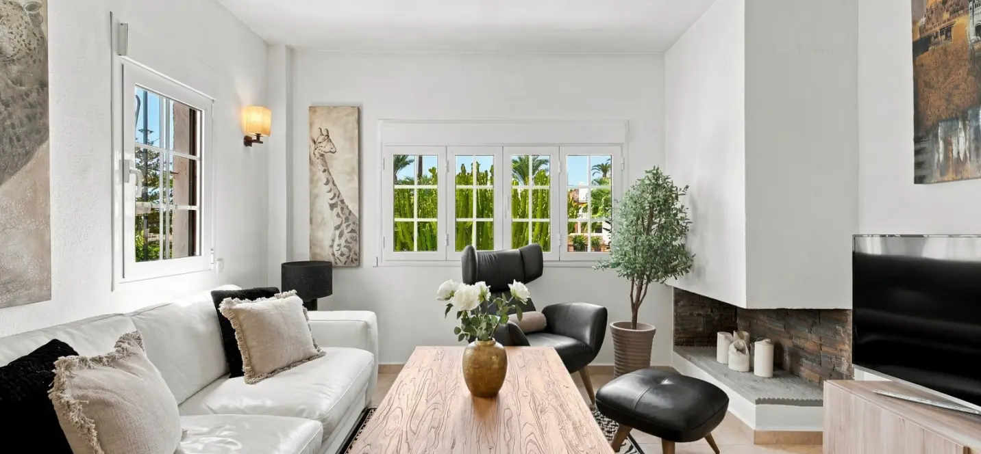 Sale of middle floor apartment in Nueva Andalucía 4