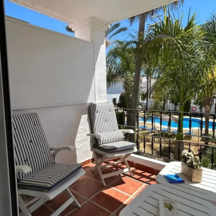 Sale of semi-detached house in Puerto Banús