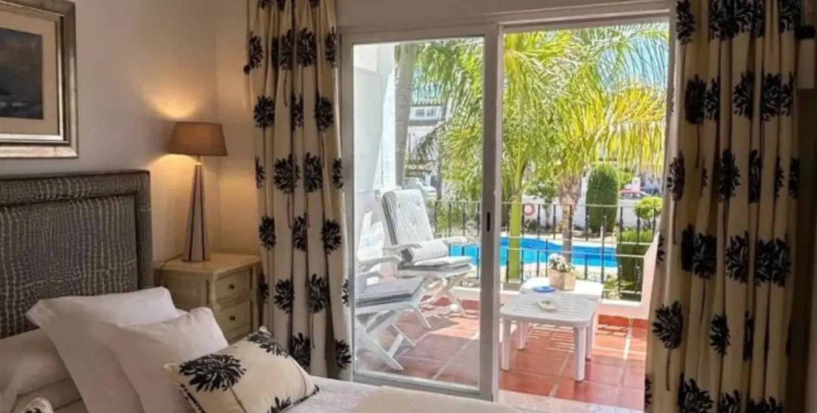 Sale of semi-detached house in Puerto Banús 6