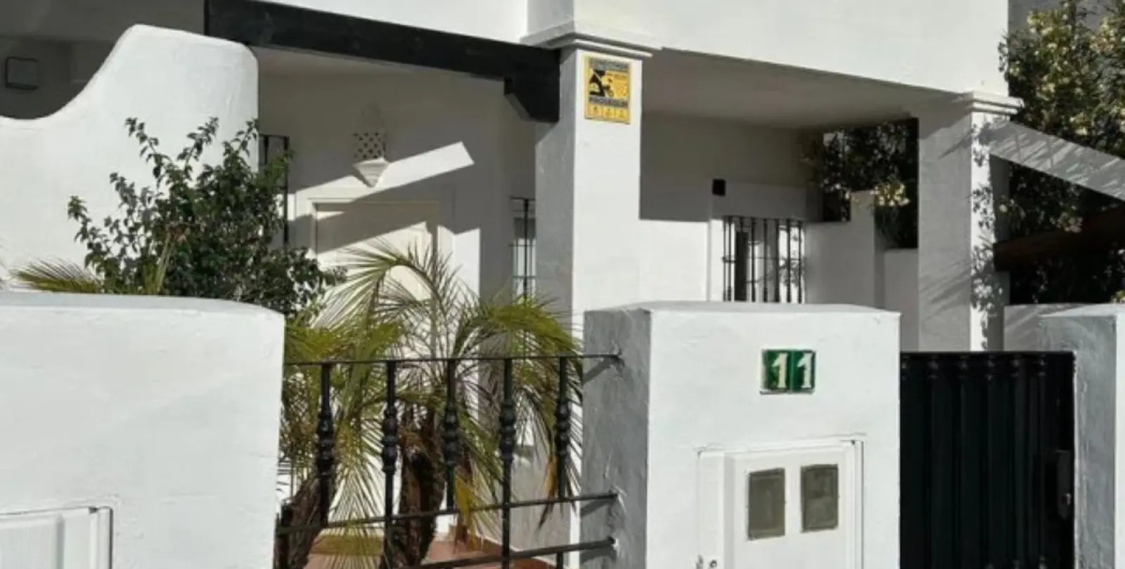 Sale of semi-detached house in Puerto Banús 21