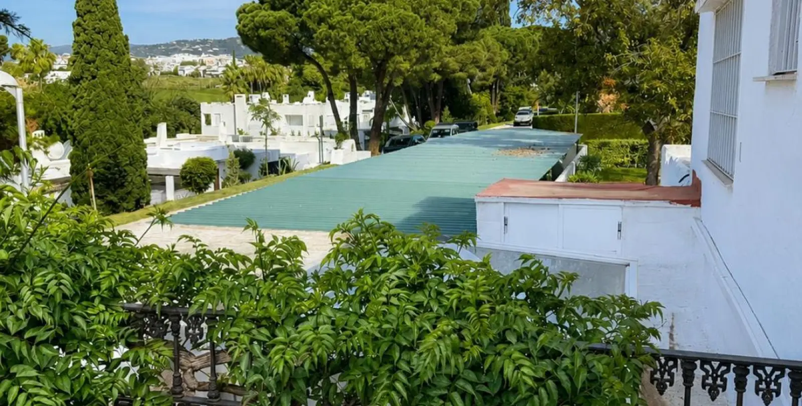 Продажа дома на две семьи в Marbella 13