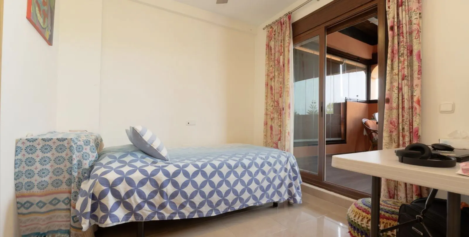 Sale of penthouse duplex in Estepona 17