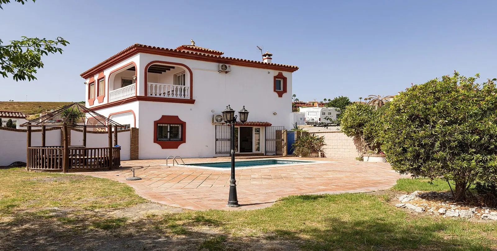 Sale of detached villa in Manilva 7