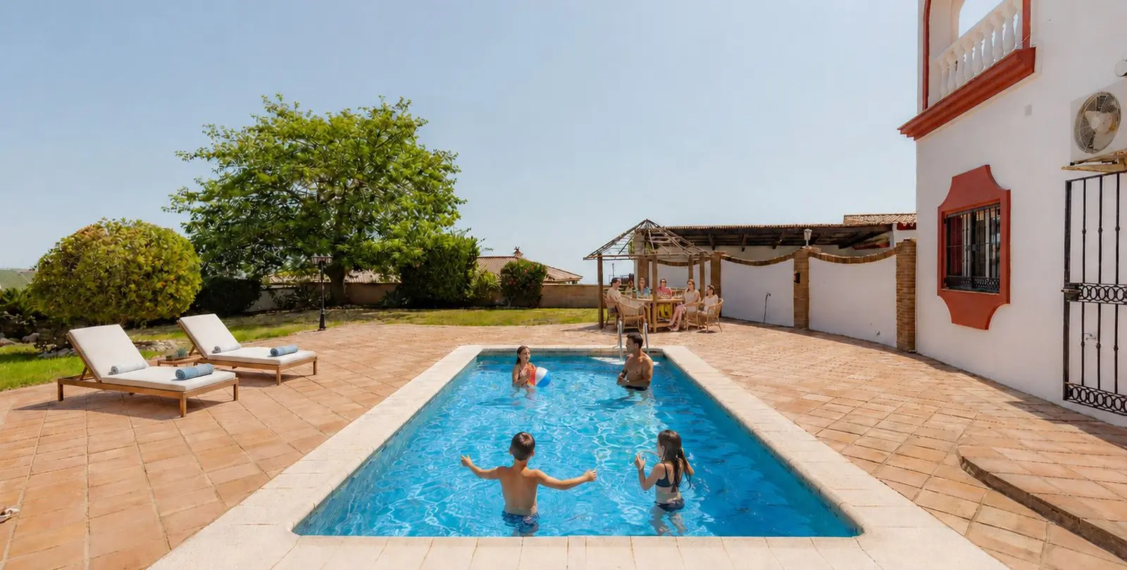 Sale of detached villa in Manilva 8