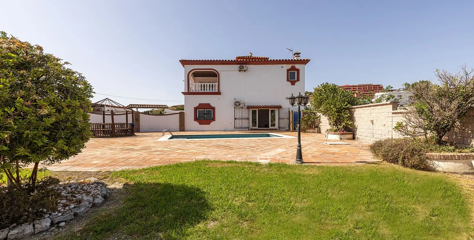 Sale of detached villa in Manilva 36