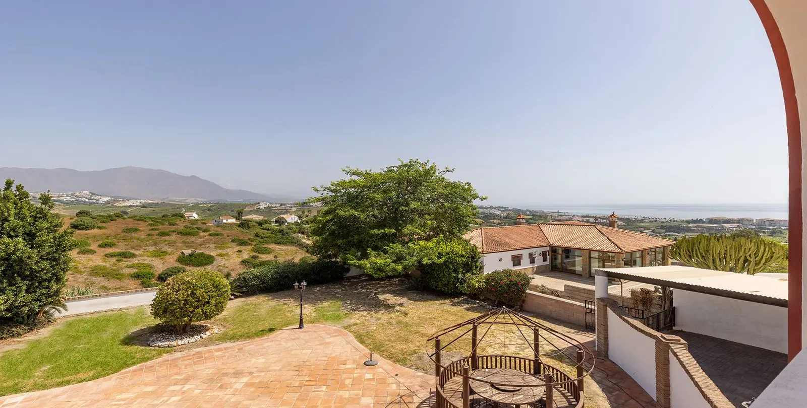 Sale of detached villa in Manilva 43