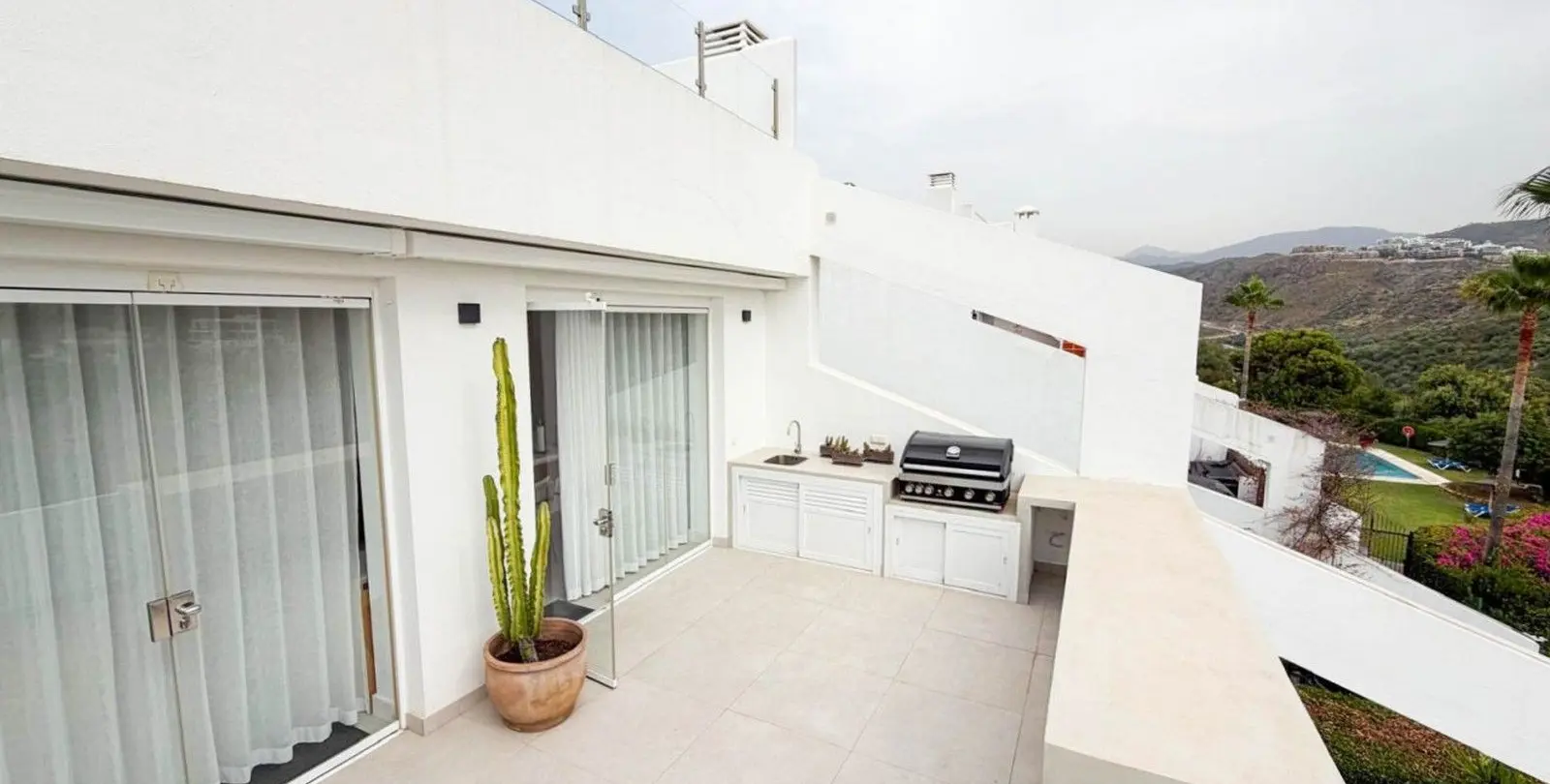 Sale of penthouse in La Quinta 31