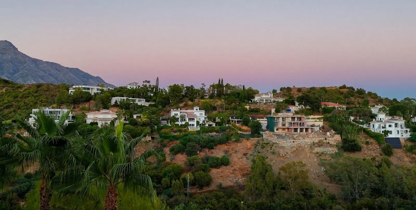 Sale of penthouse in La Quinta 30