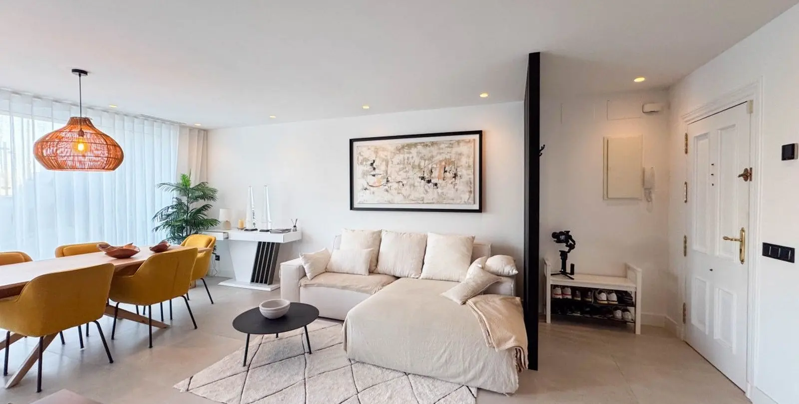 Sale of penthouse in La Quinta 40