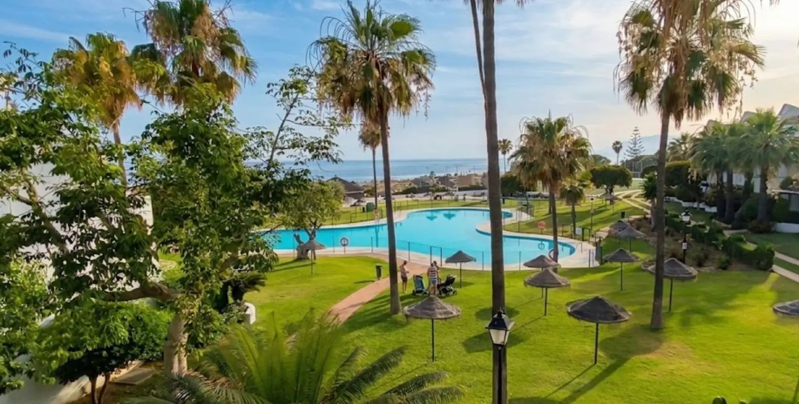Sale of duplex in Las Chapas 1