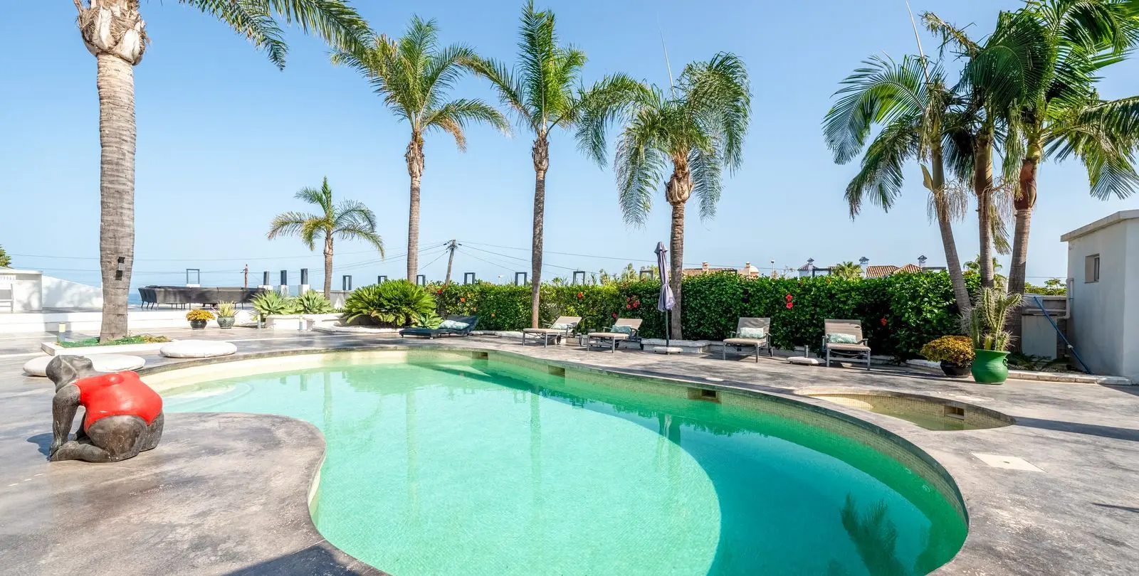 Sale of detached villa in Casares Playa 2