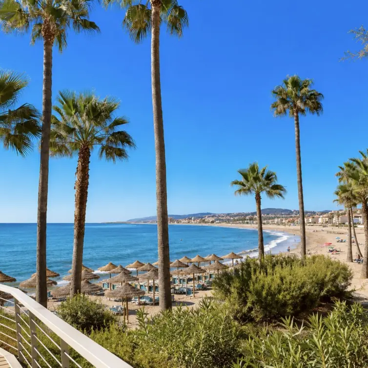 Venta de villa independiente en Casares Playa