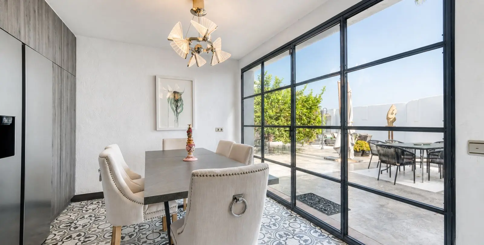 Sale of detached villa in Casares Playa 7