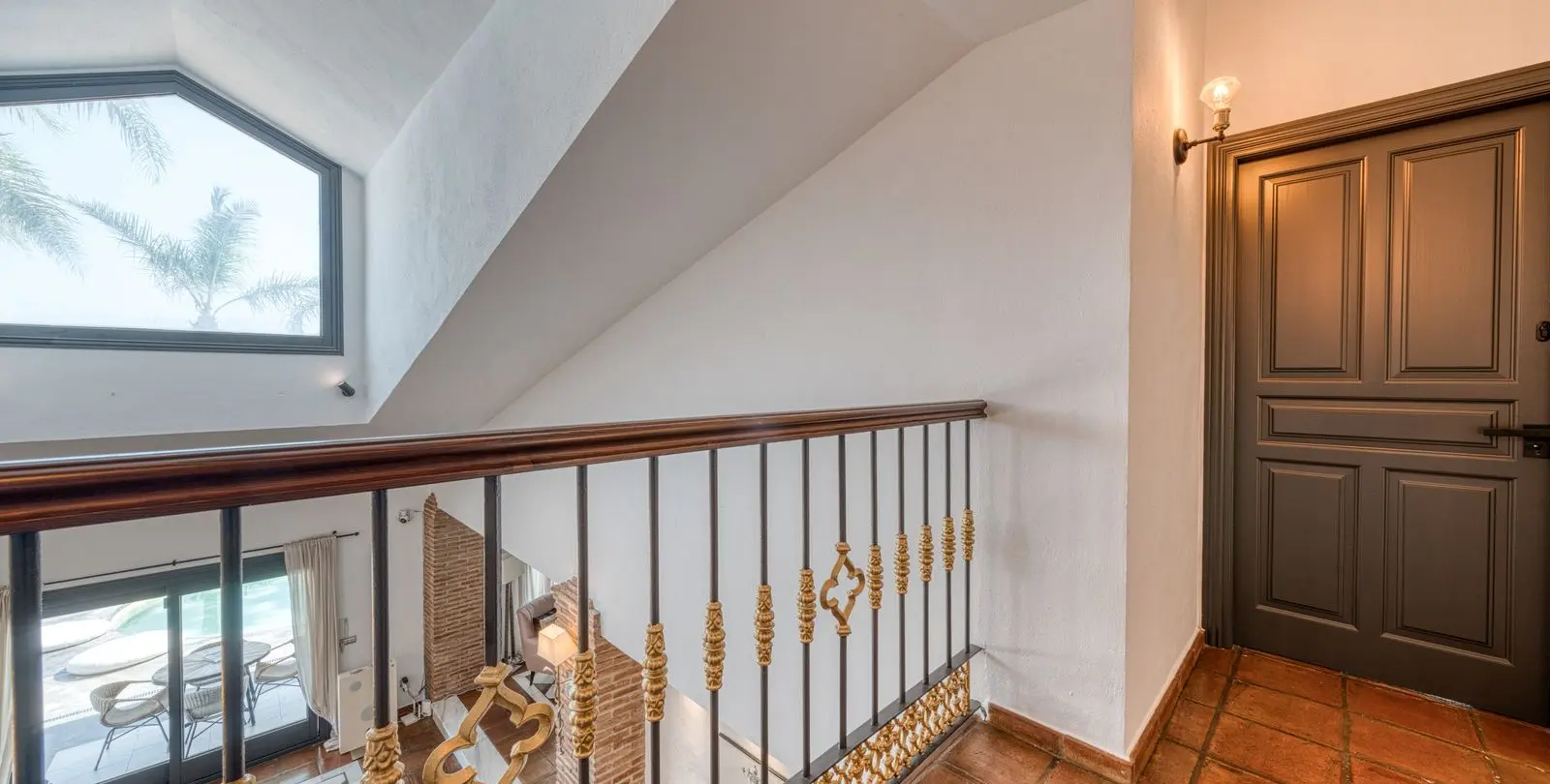 Sale of detached villa in Casares Playa 19