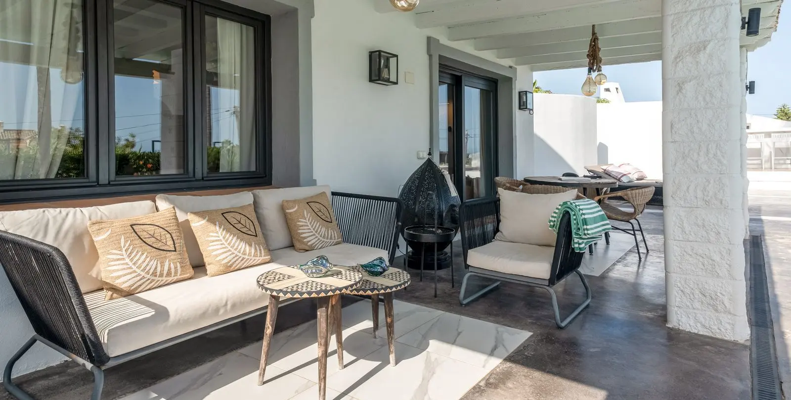 Sale of detached villa in Casares Playa 35