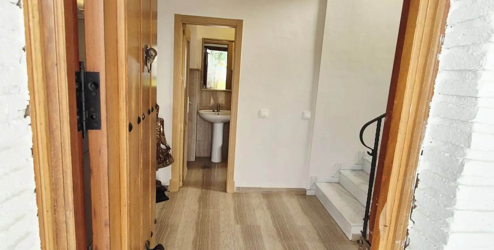 Sale of detached villa in Guadalmina Baja 7