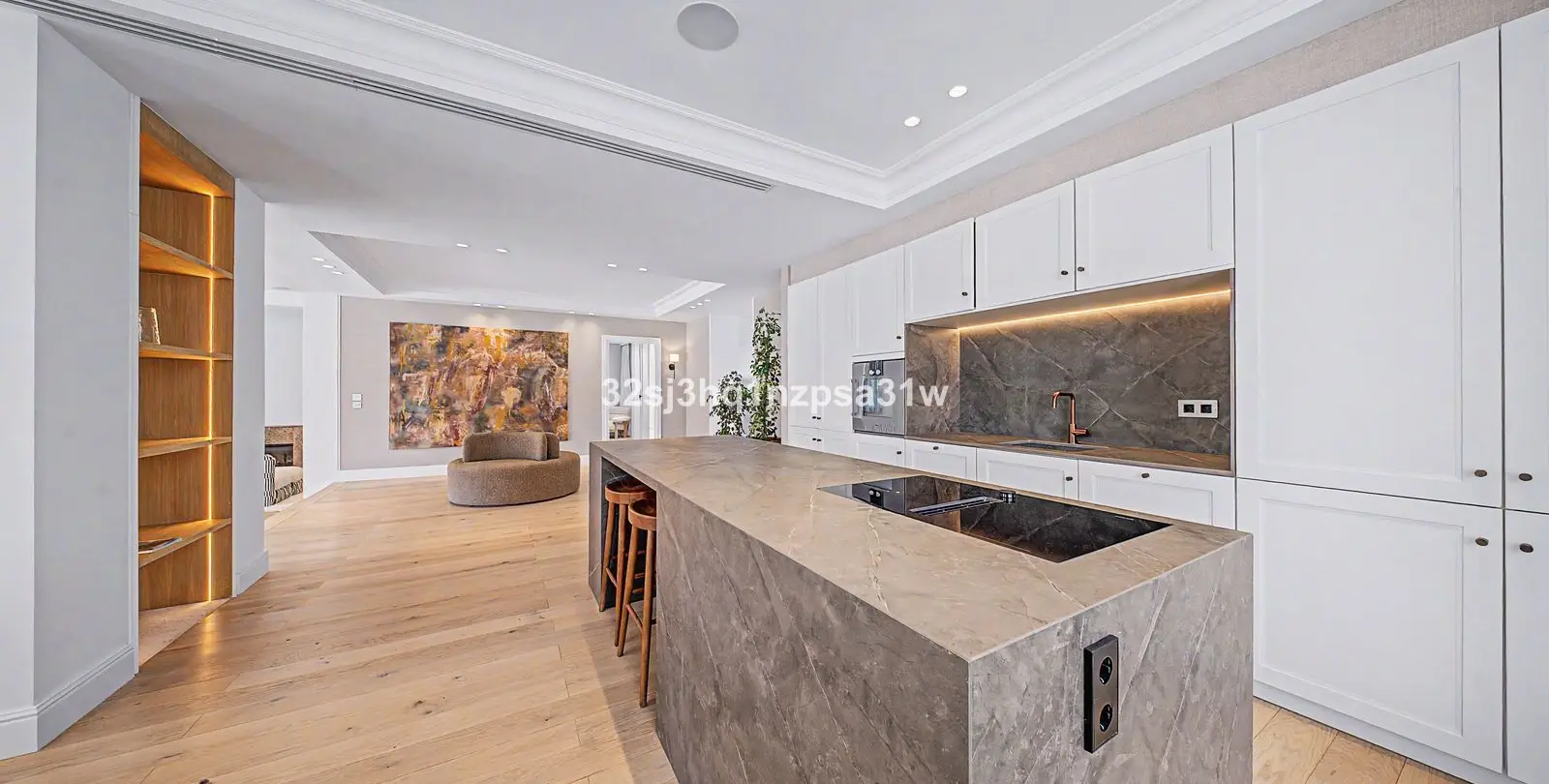 Sale of detached villa in Nueva Andalucía 13
