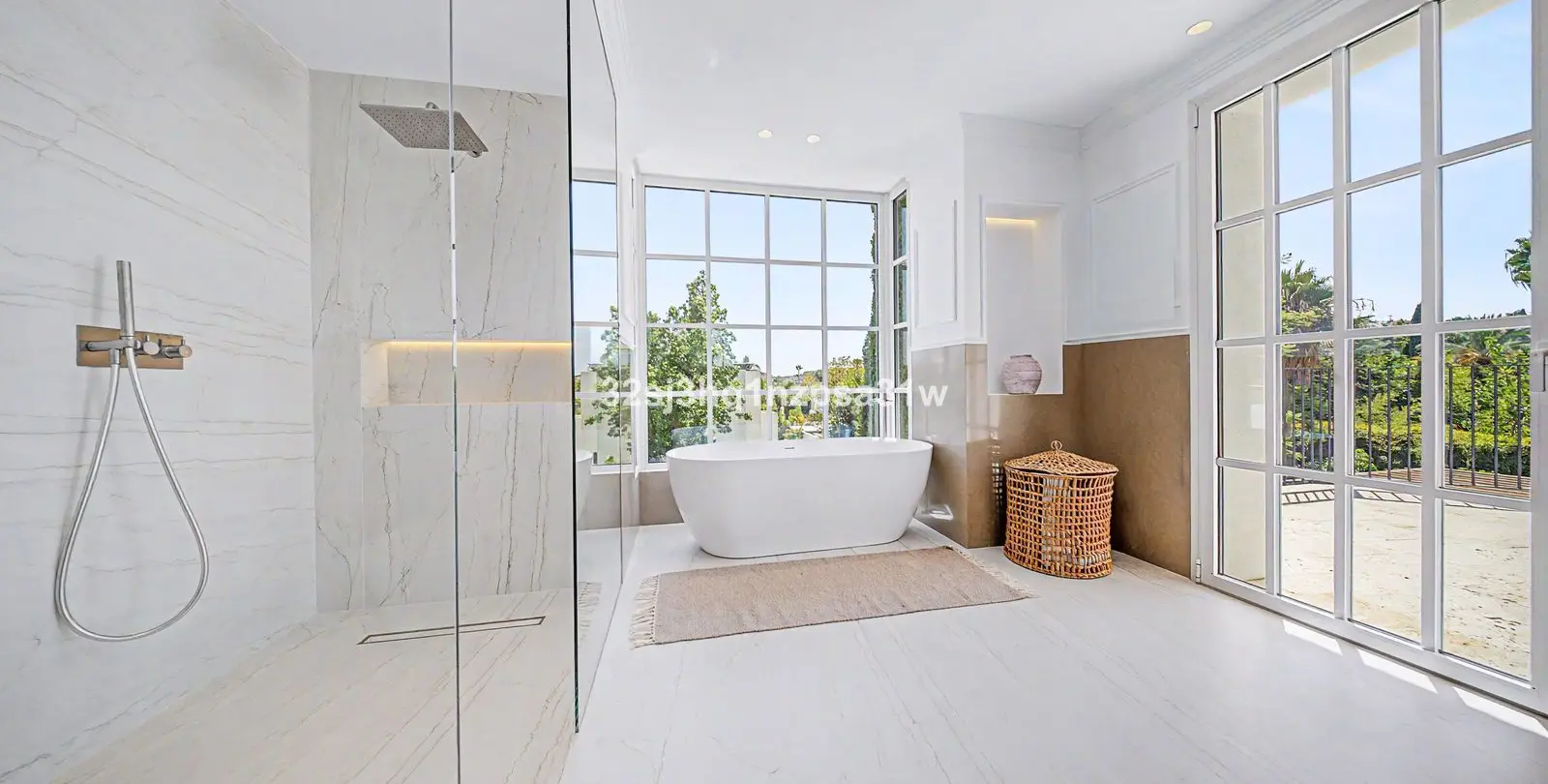Sale of detached villa in Nueva Andalucía 18