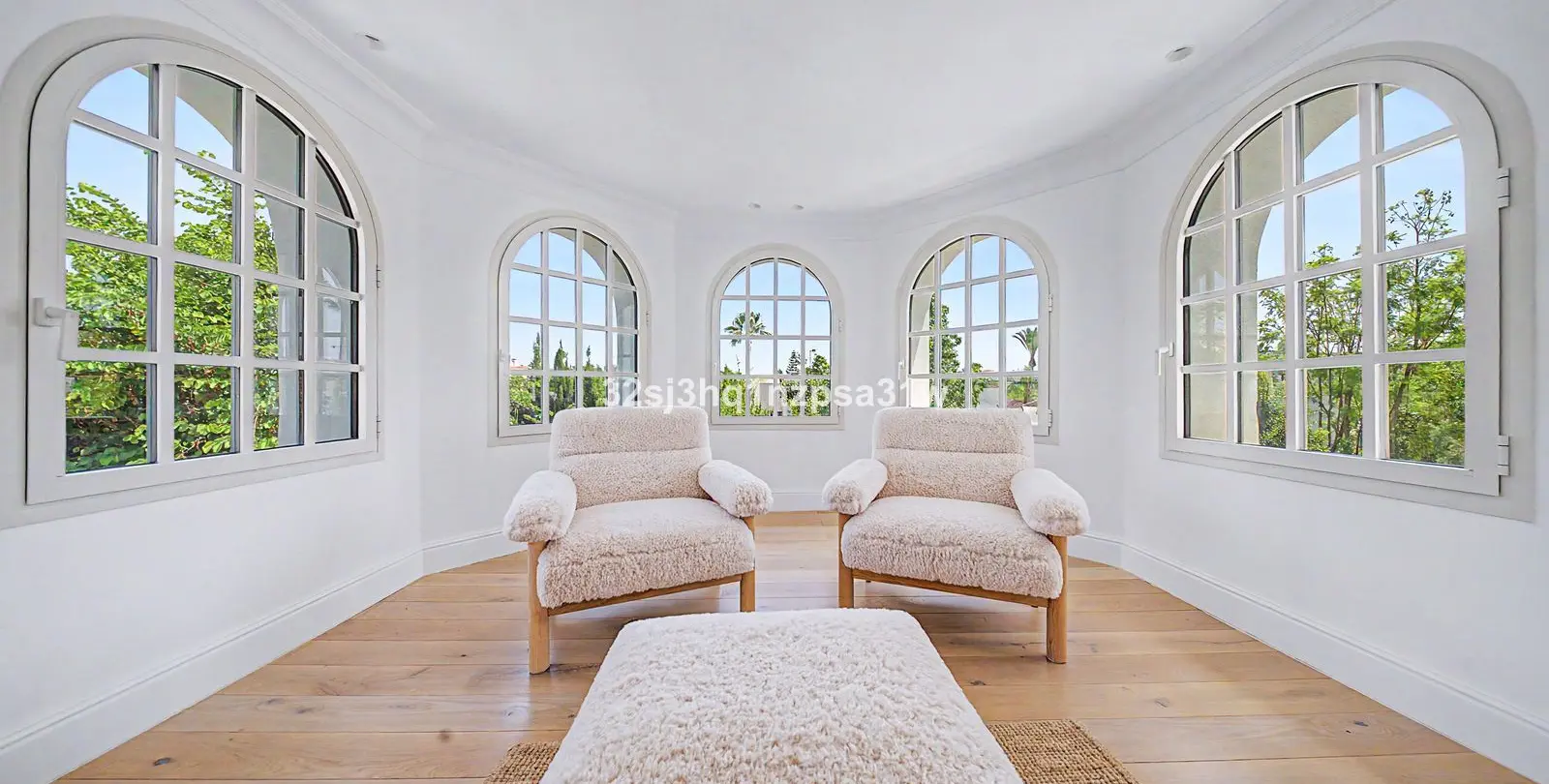 Sale of detached villa in Nueva Andalucía 20