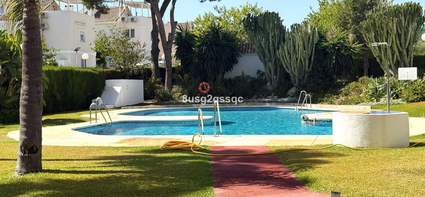 Venta de apartamento en planta baja en Costalita 2