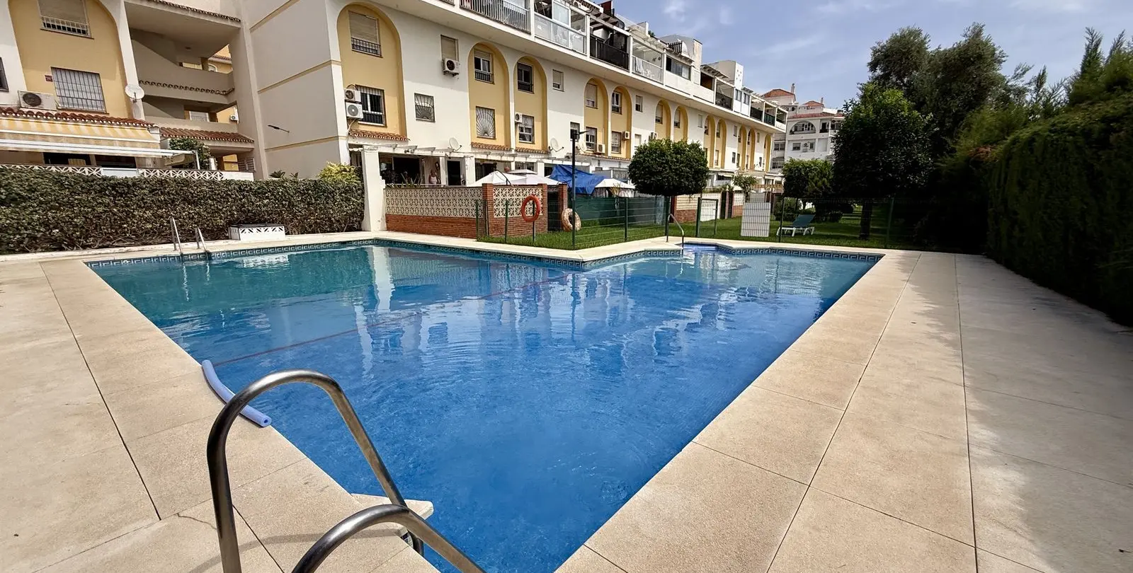Sale of ground floor apartment in Torremolinos 1