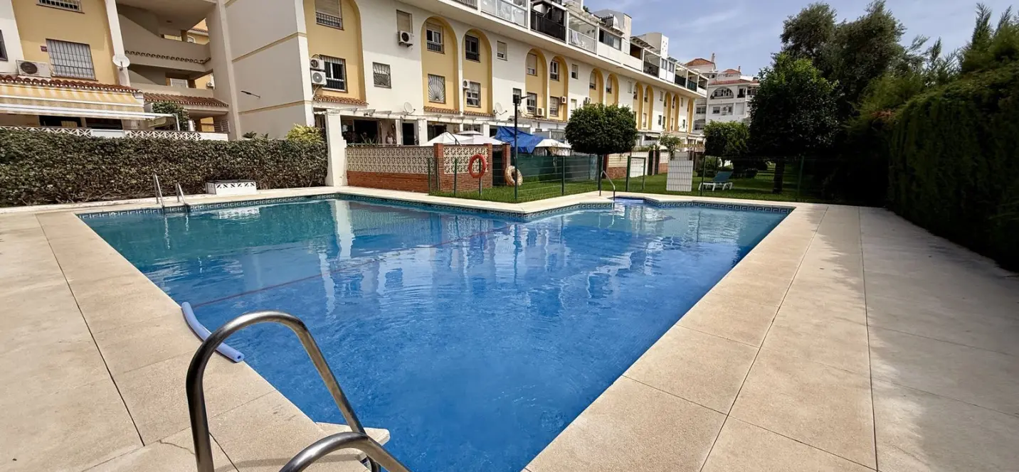 Sale of ground floor apartment in Torremolinos 0