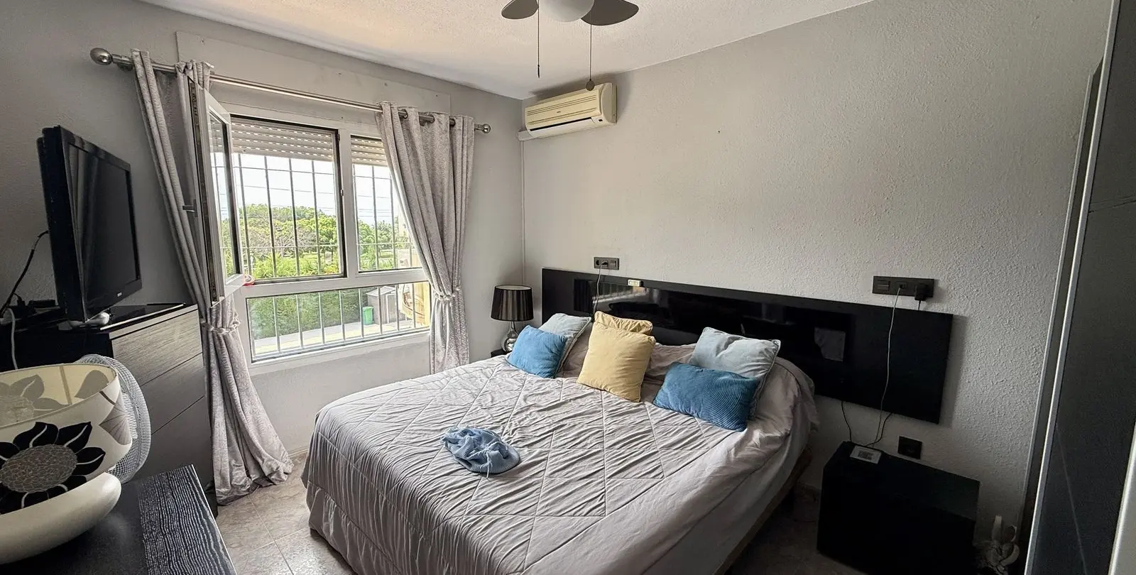 Sale of ground floor apartment in Torremolinos 25