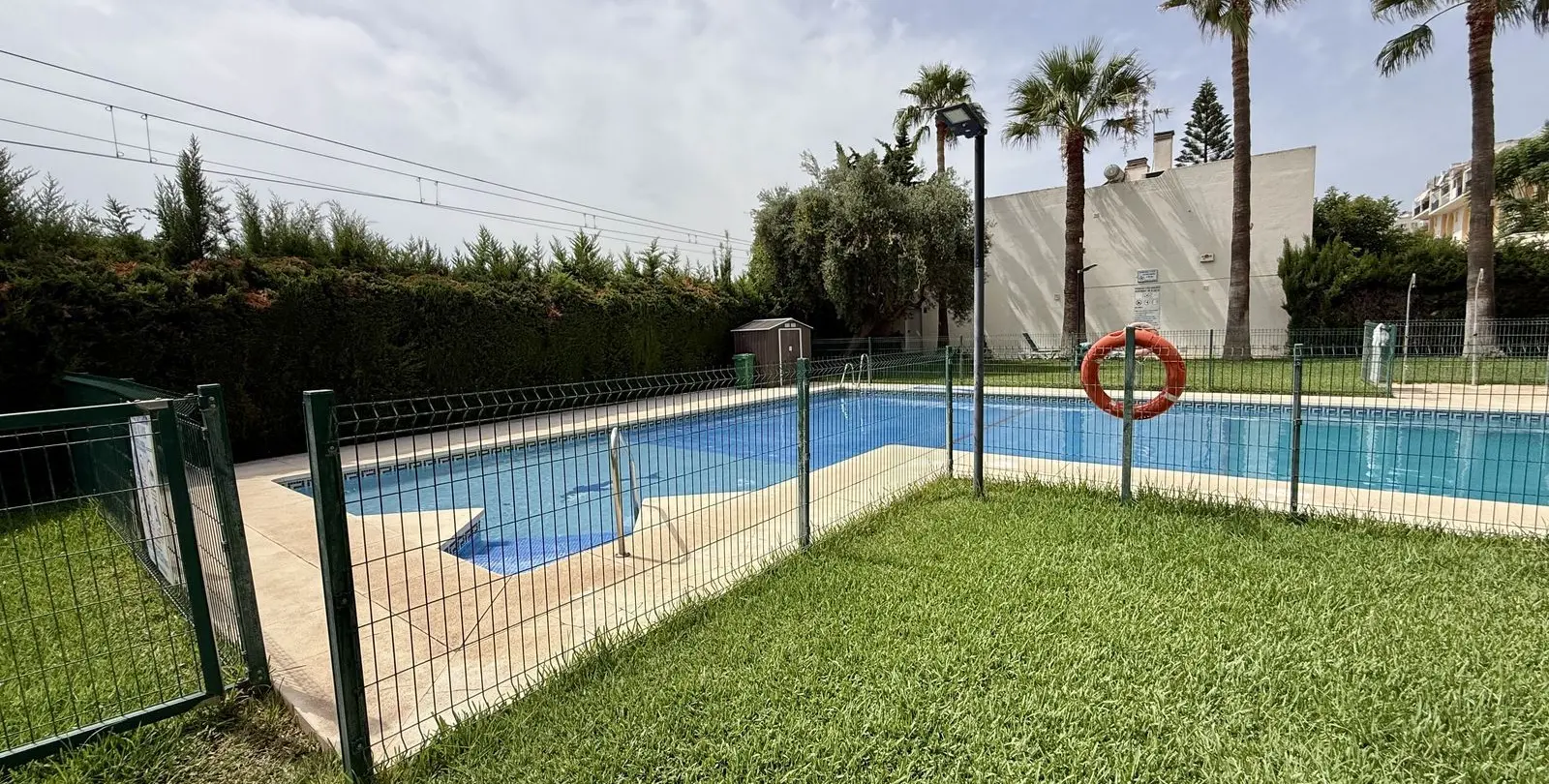 Sale of ground floor apartment in Torremolinos 34