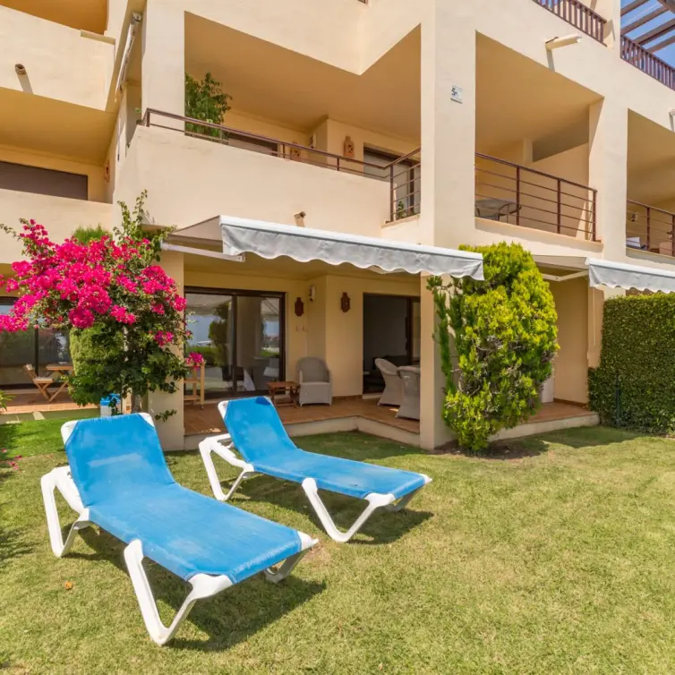 Sale of ground floor apartment in Los Arqueros