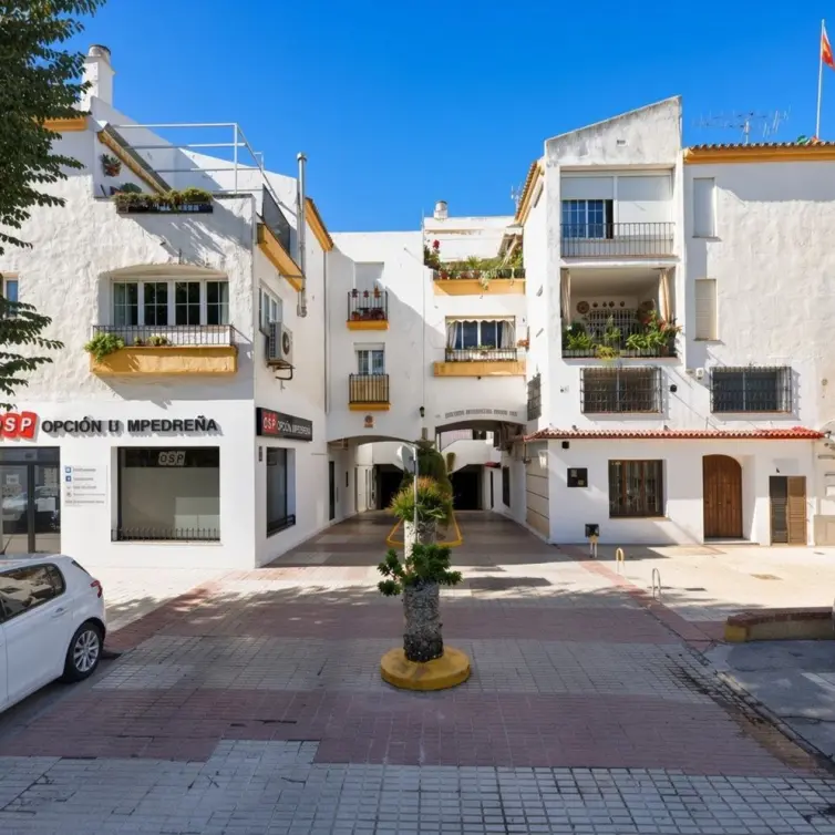 Sale of middle floor apartment in San Pedro de Alcántara