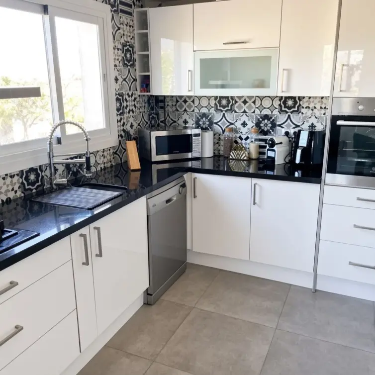 Sale of middle floor apartment in San Pedro de Alcántara