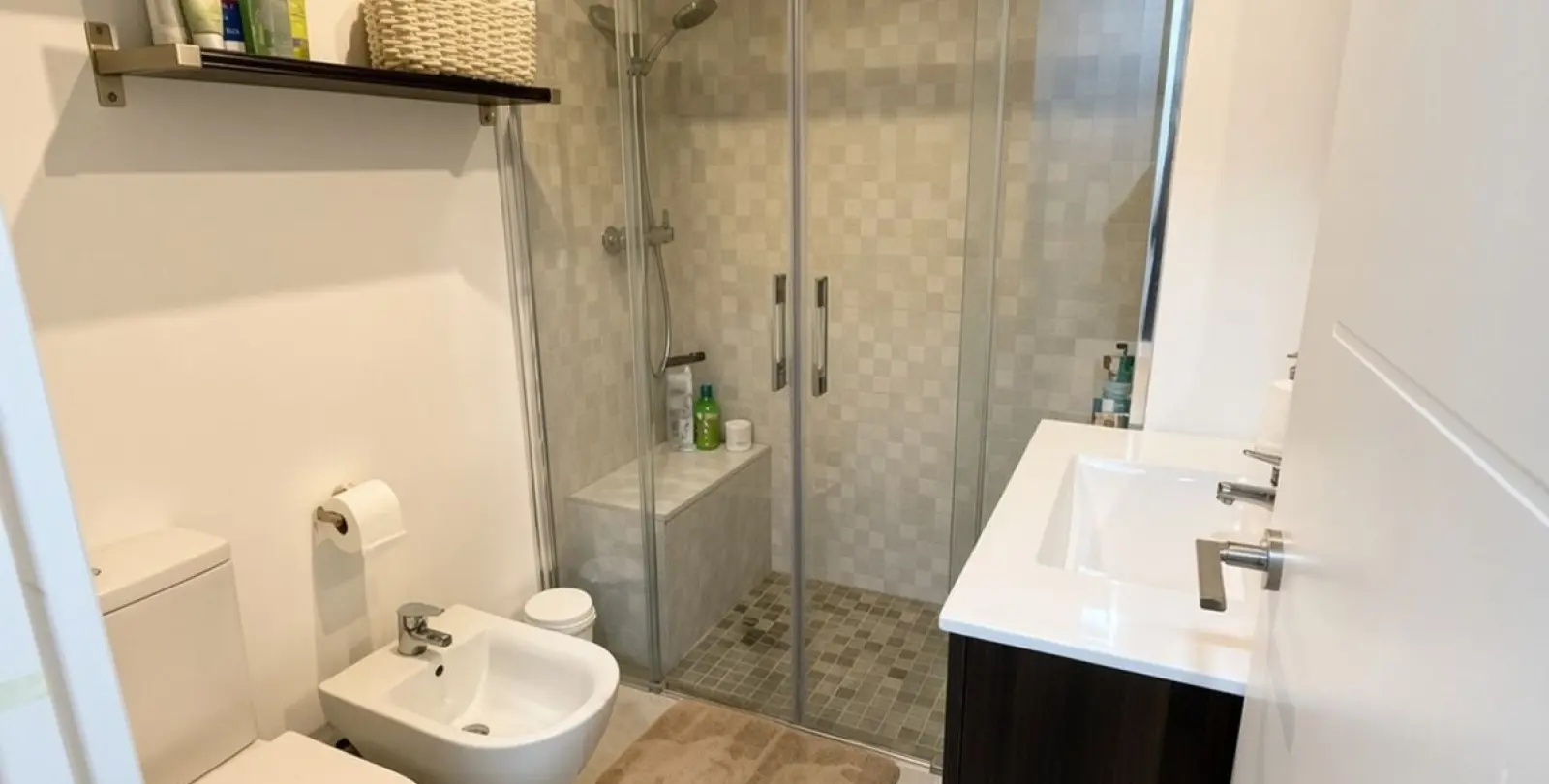 Sale of middle floor apartment in San Pedro de Alcántara 9