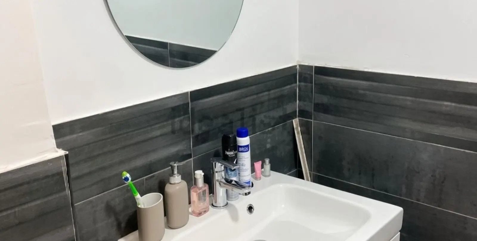 Sale of middle floor apartment in San Pedro de Alcántara 10