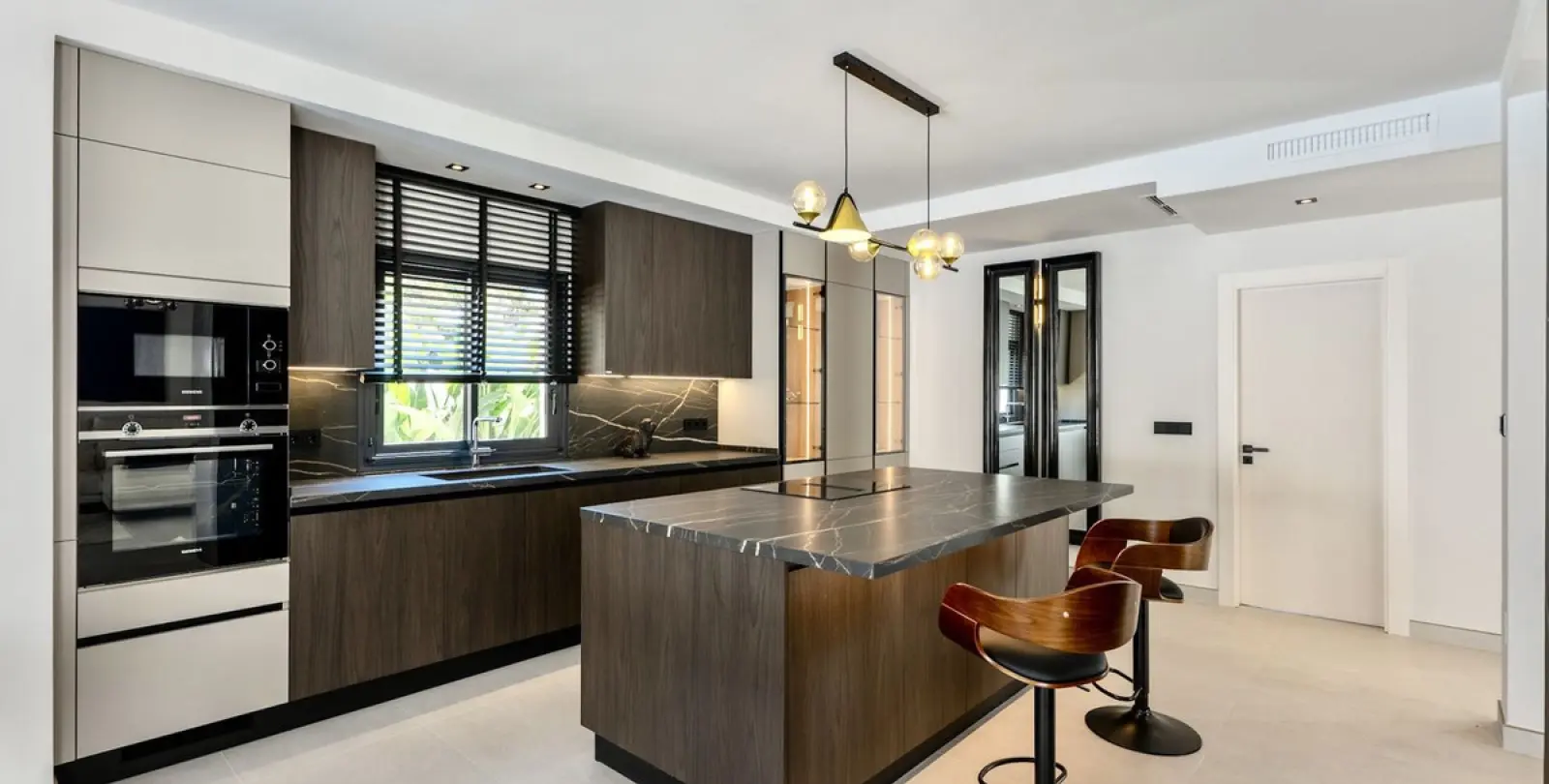 Long-term rent of detached villa in Puerto Banús 6