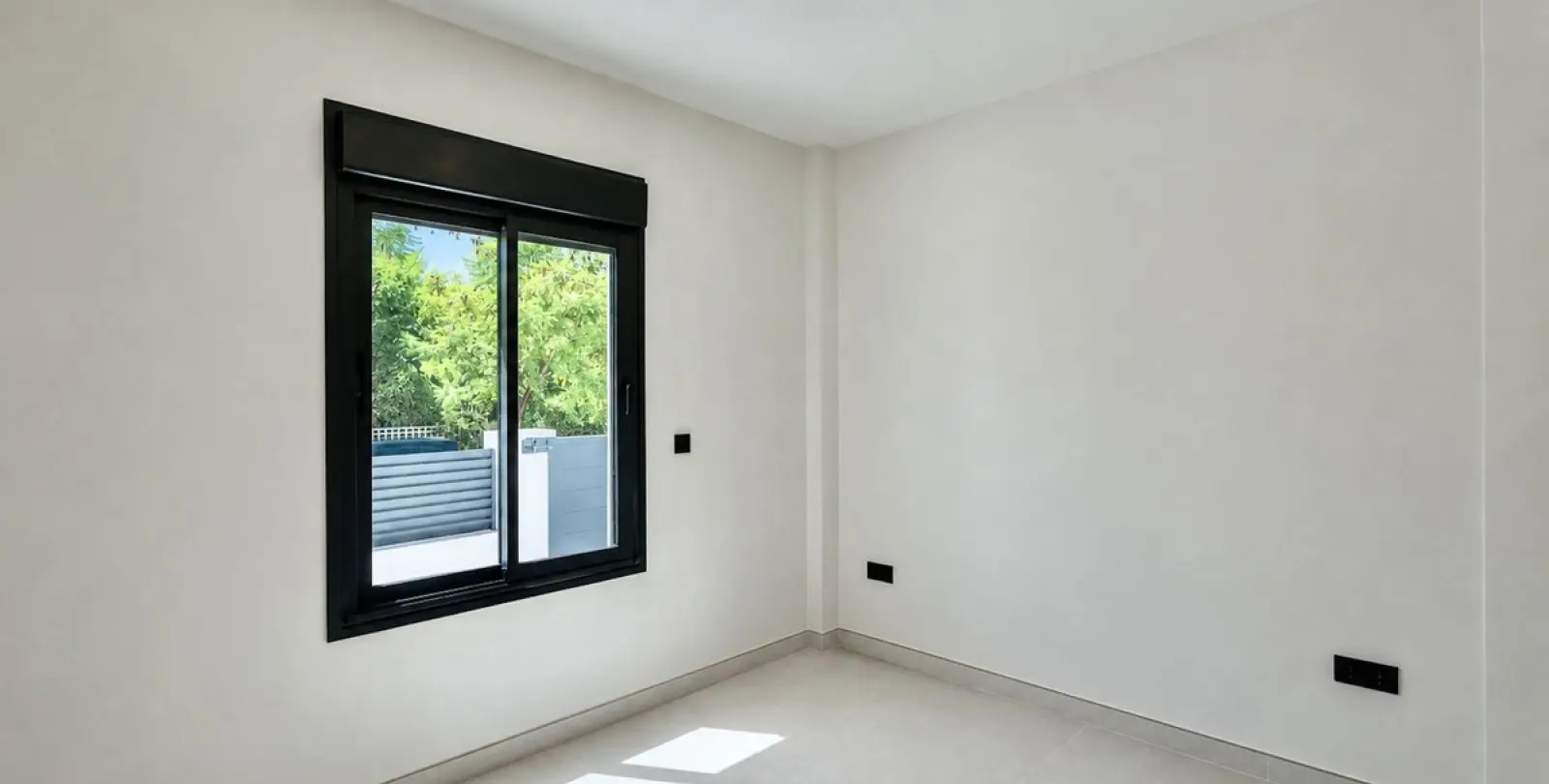 Long-term rent of detached villa in Puerto Banús 14