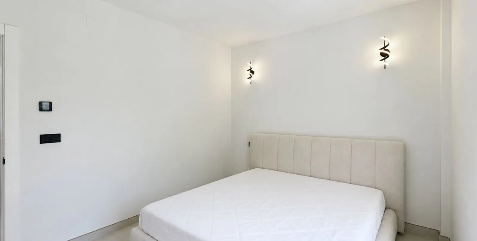 Long-term rent of detached villa in Puerto Banús 24