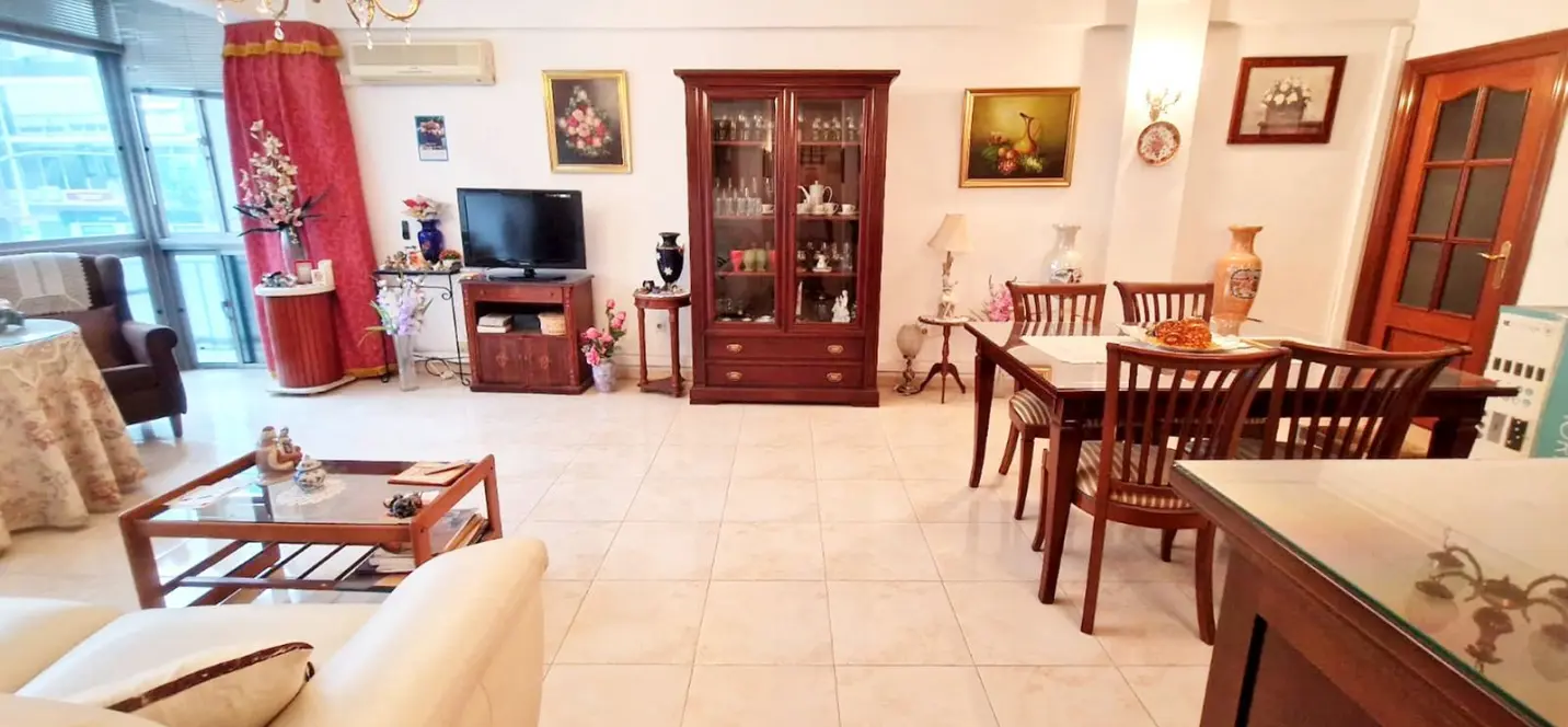 Venta de apartamento en planta media en Fuengirola 0