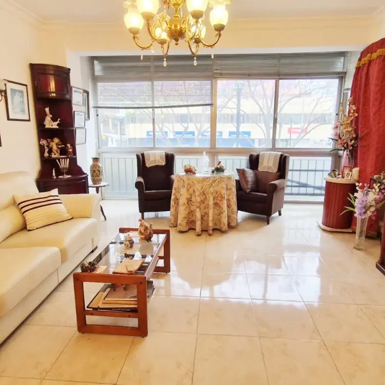 Venta de apartamento en planta media en Fuengirola
