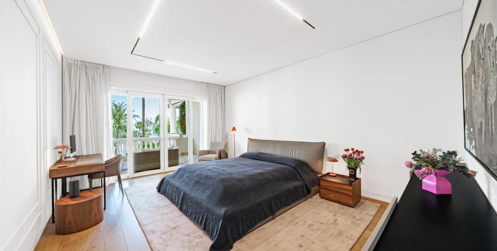 Продажа апартаментов на среднем этаже в Estepona 12