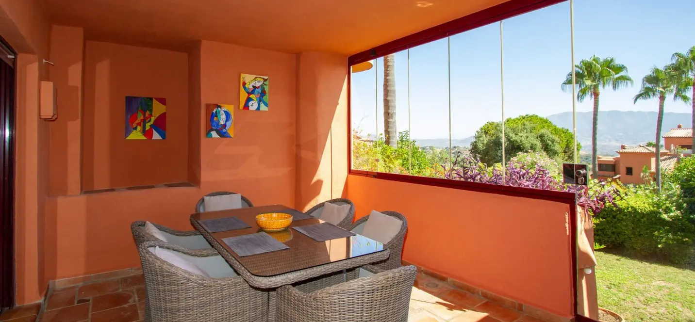 Sale of ground floor apartment in La Mairena 2
