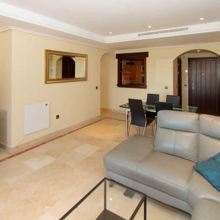 Sale of ground floor apartment in La Mairena