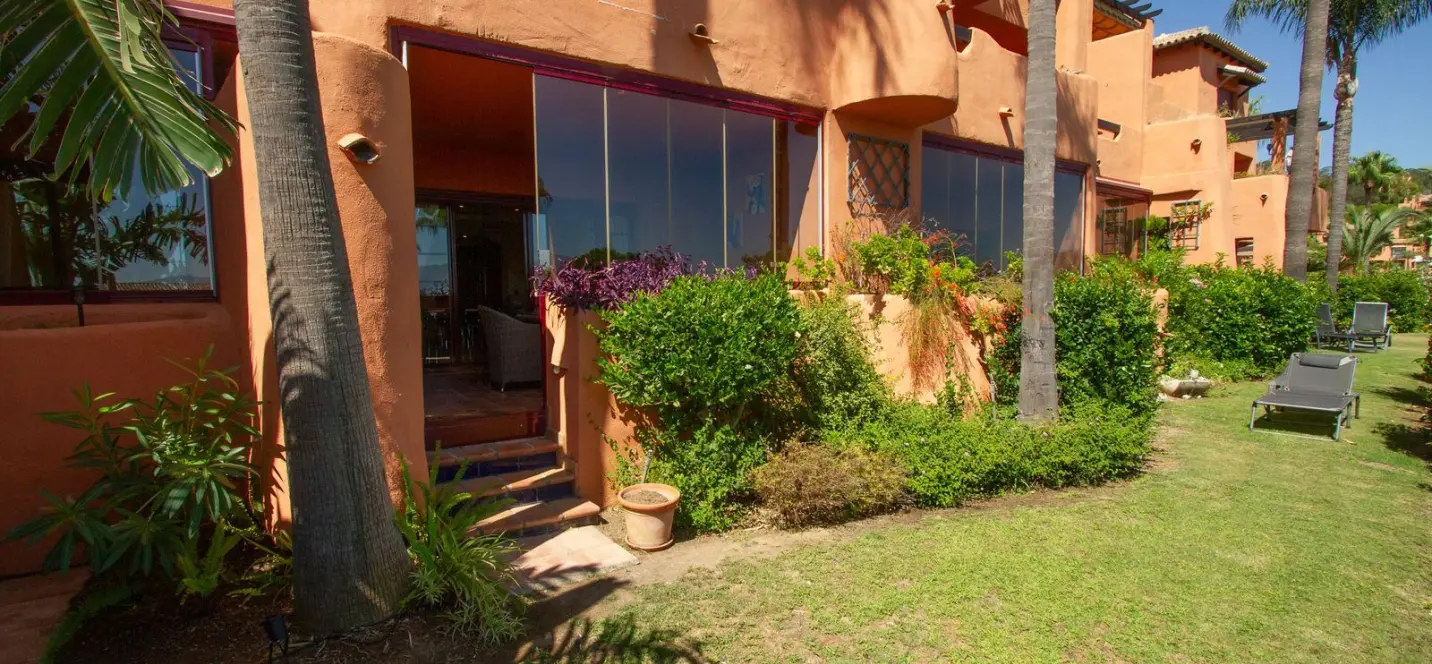 Sale of ground floor apartment in La Mairena 4